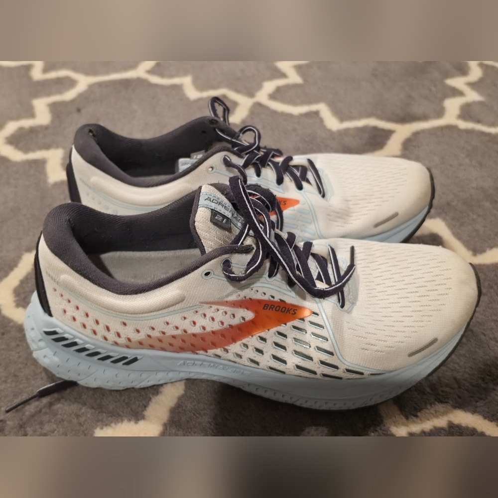 Brooks Adrenaline GTS Running Shoes - Light Gray with Orange Swoosh